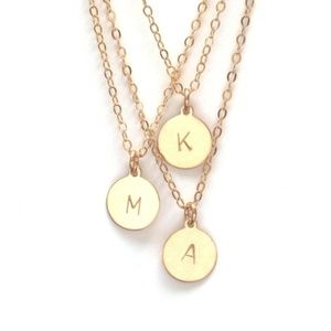 Initial "E" gold necklace - 14k gold